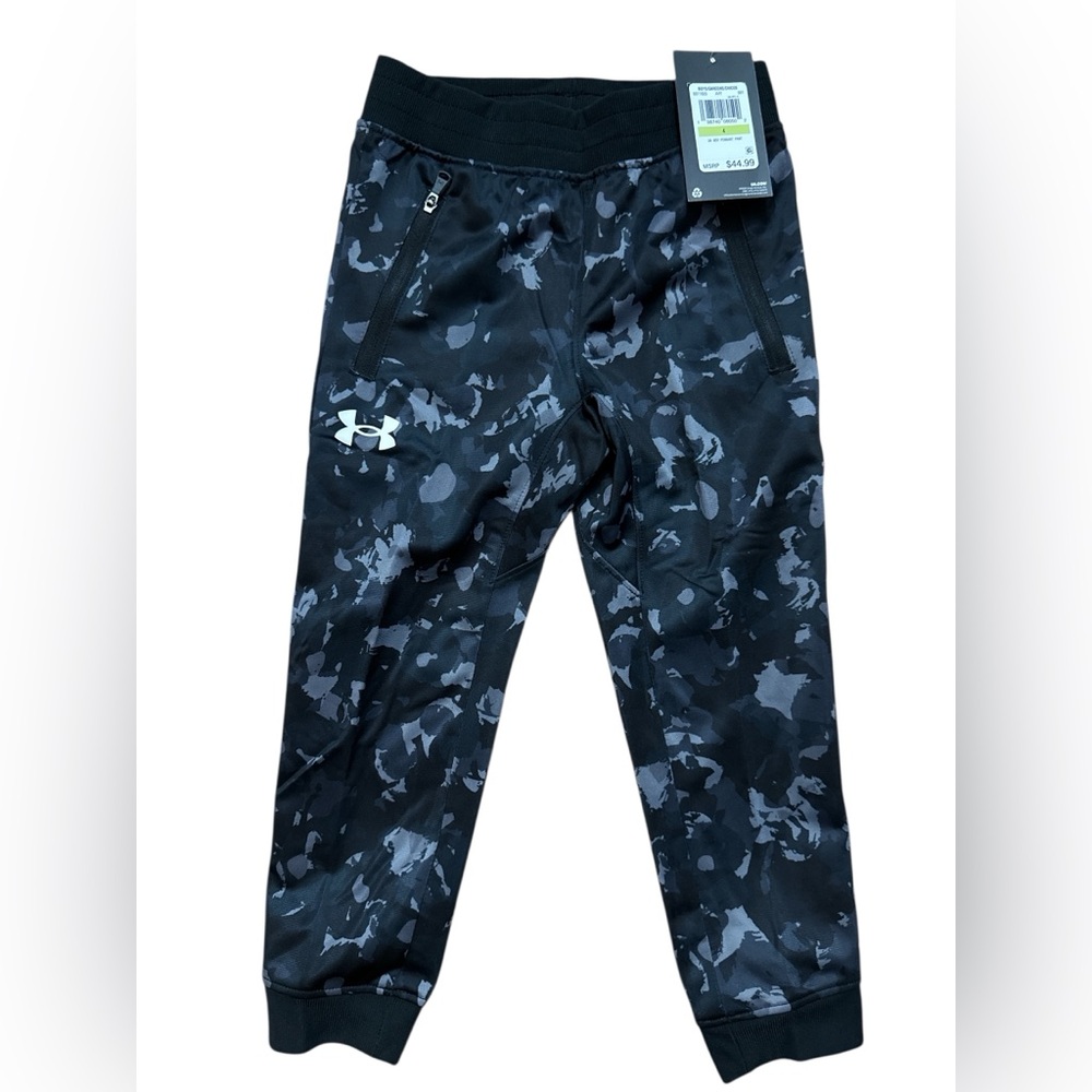 Under Armour Boys Jogger Style Pants Size 4‎ NWTS Black & Gray Athletic Fit